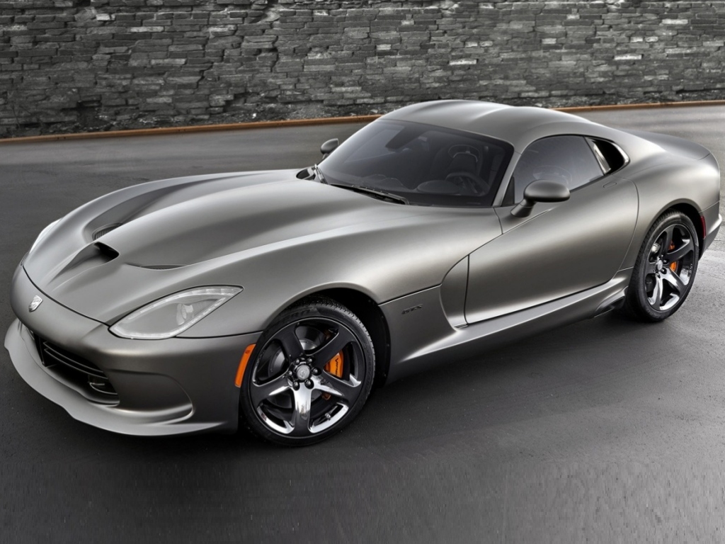 SRT Viper gets limited Anodized Carbon Special Edition Package
