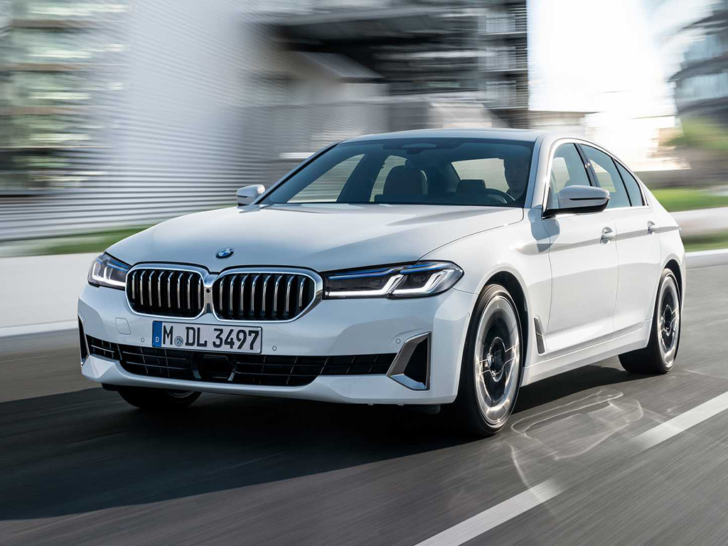 2021 BMW 5 Series facelift debuts, looking more like current 3-Series