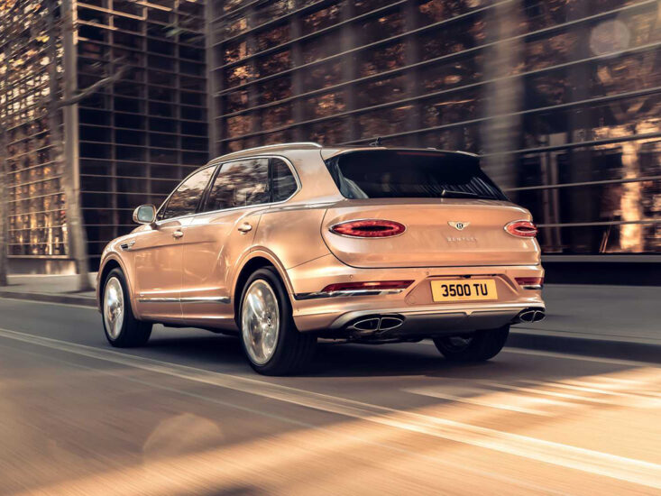 GTS combines Hybrid V6 power and an open top experience