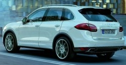 Porsche Cayenne 2014 rear view