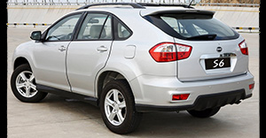 BYD S6 2016 rear view