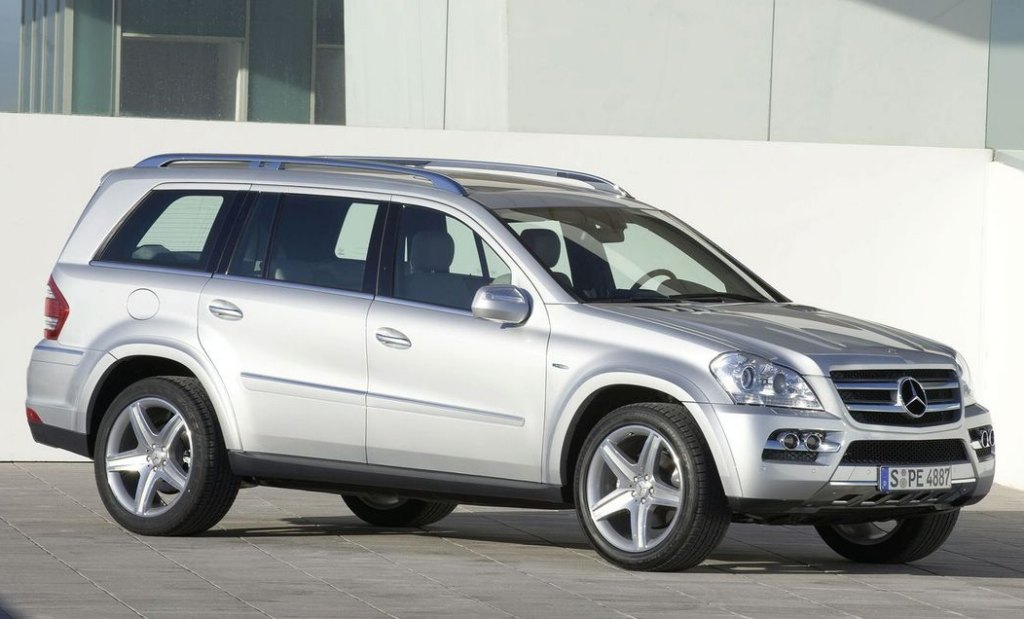 Mercedes-Benz GL-Class 2010 gets facelift