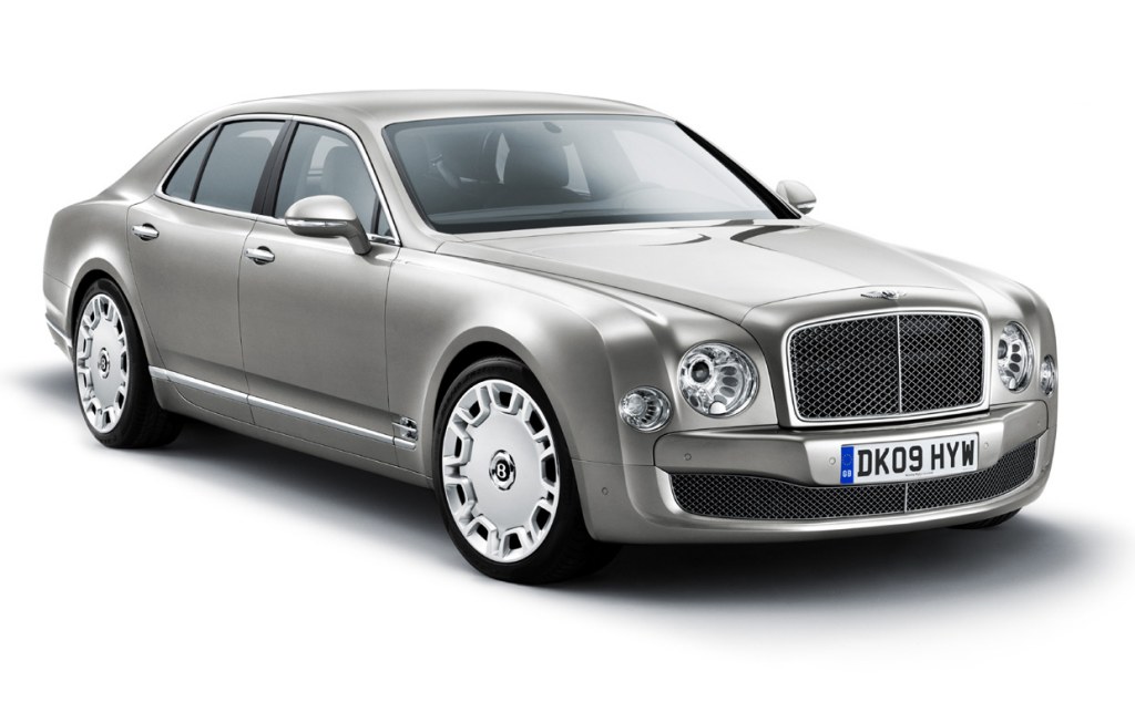 Bentley Mulsanne makes massive debut