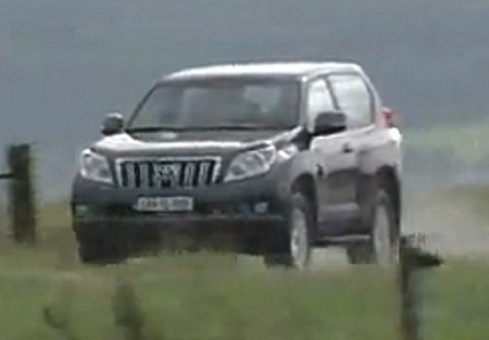 Toyota Prado 3-door 2010 surfaces