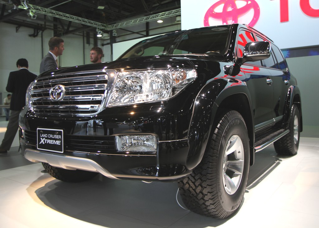 Toyota Land Cruiser, FJ Cruiser & Yaris specials