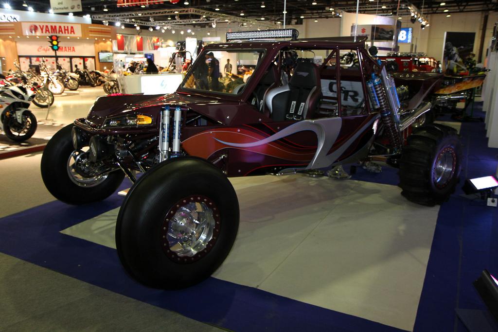 Dubai Motor Show 2009: Photo coverage