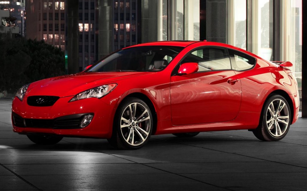 Hyundai Genesis Coupe 2011 gets better interior