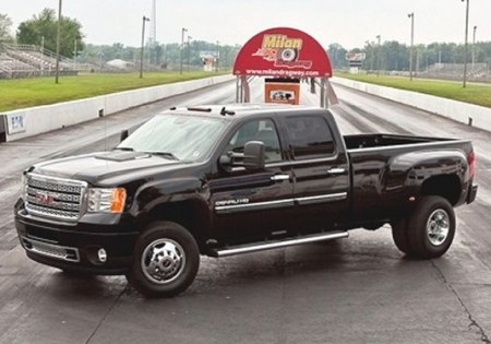 Heavy-duty GMC Sierra HD gets 2011 Denali version