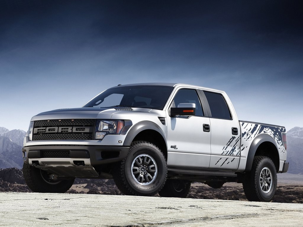 Ford F-150 SVT Raptor SuperCrew debuts for 2011