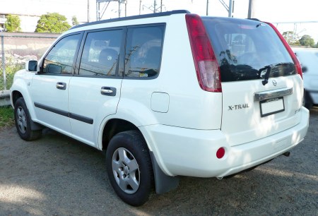 Nissan X-Trail speed radar cars prowling Dubai streets