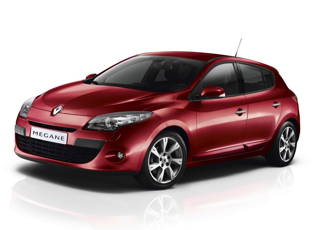 Renault Megane 2011 hatchback reaches UAE & GCC