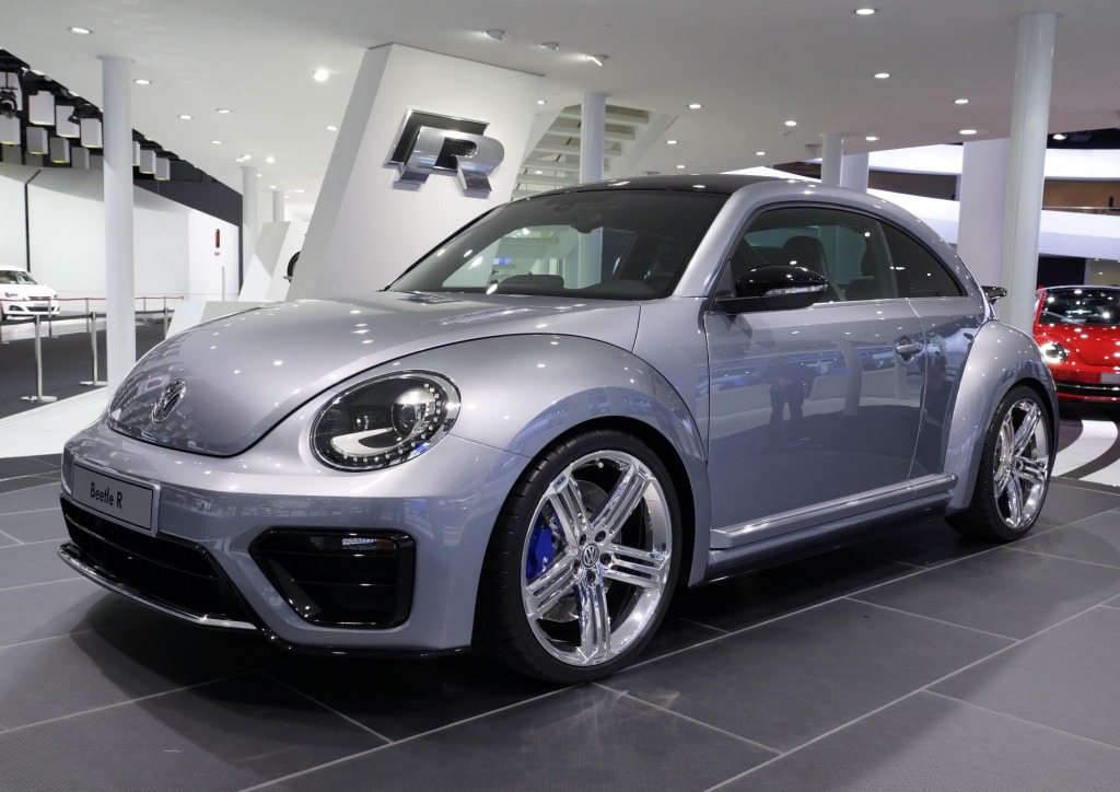 VW Beetle R gets the "man" treatment