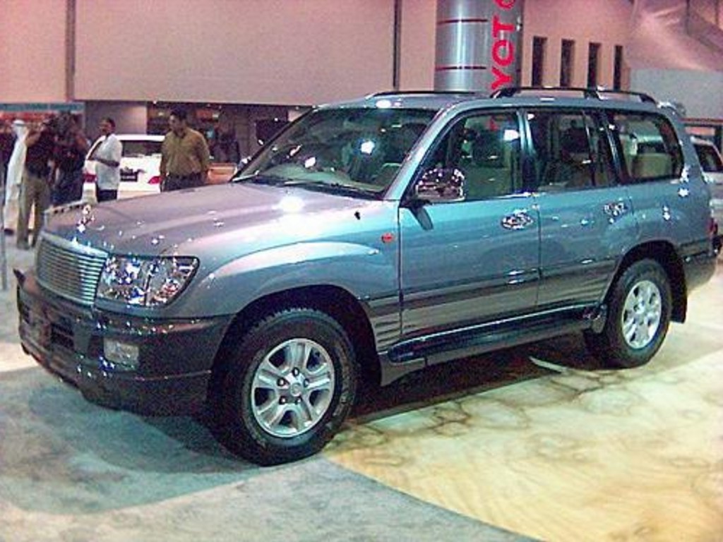 2005 Toyota Land Cruiser