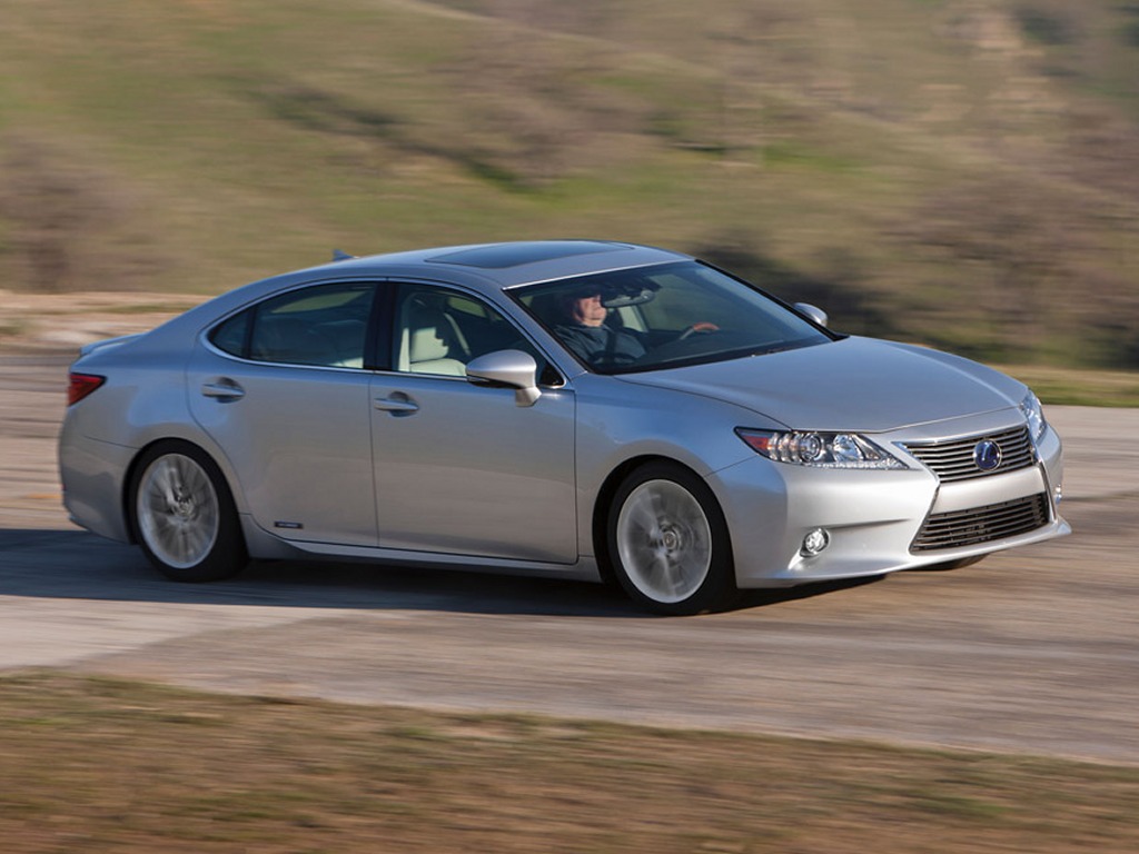 Lexus ES 350 overhauled for 2013