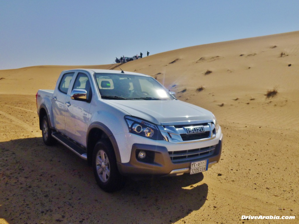 First drive: Isuzu D-Max 2013 in Dubai