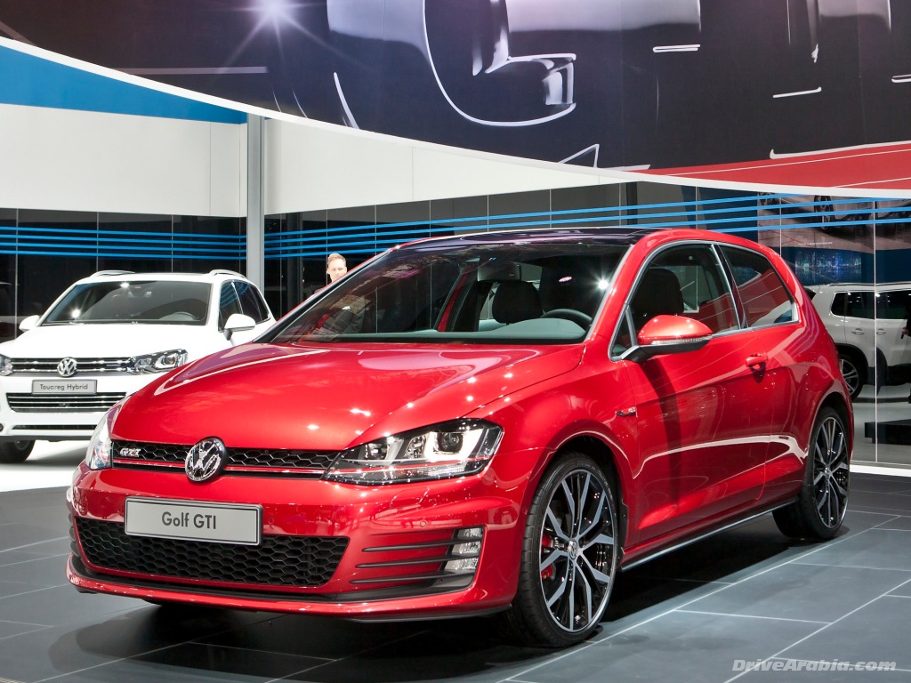 Volkswagen Golf GTI 2014 "concept" displayed at 2013 Qatar Motor Show 