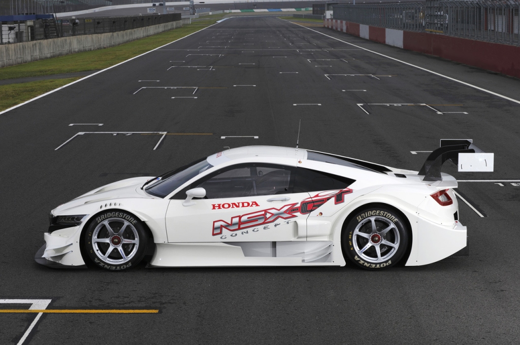 Honda NSX CONCEPT-GT debuts at Suzuka Circuit