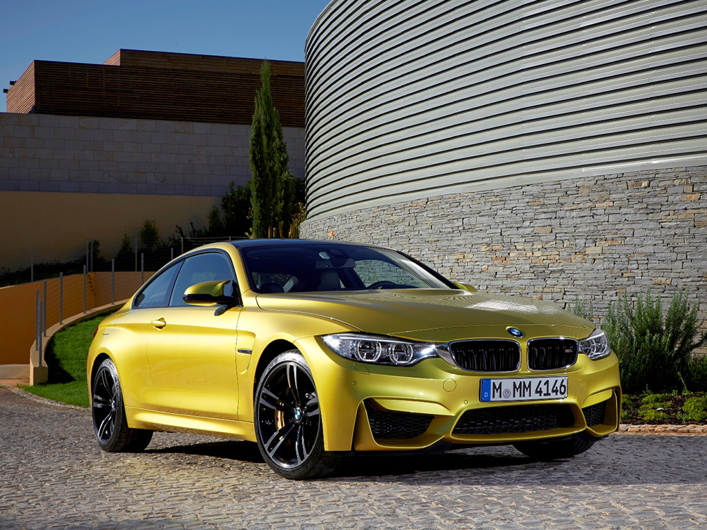 وصول سيّارتي2015 BMW M3 Sedan و BMW M4 Coupé  إلى الشرق الأوسط