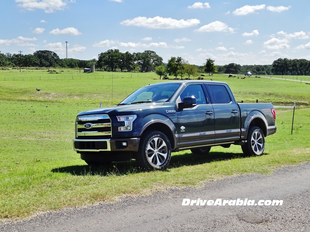 القيادة الأولى: 2015 فورد F-150 في تكساس الولايات المتحدة الأمريكية