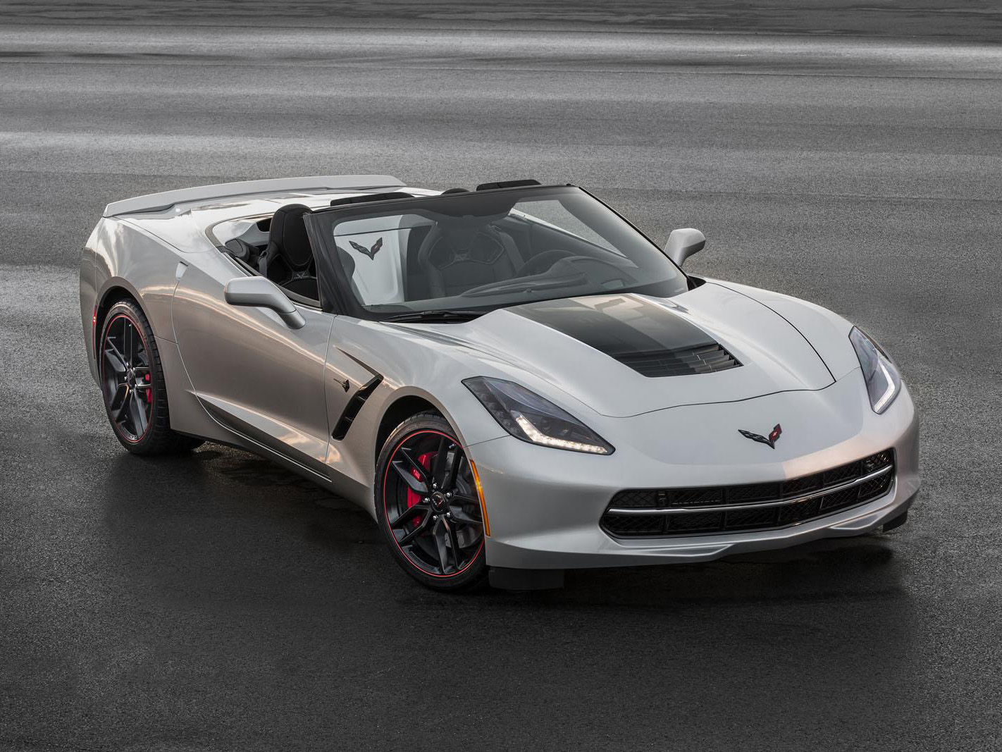 2016 Chevrolet Corvette revealed with minor updates