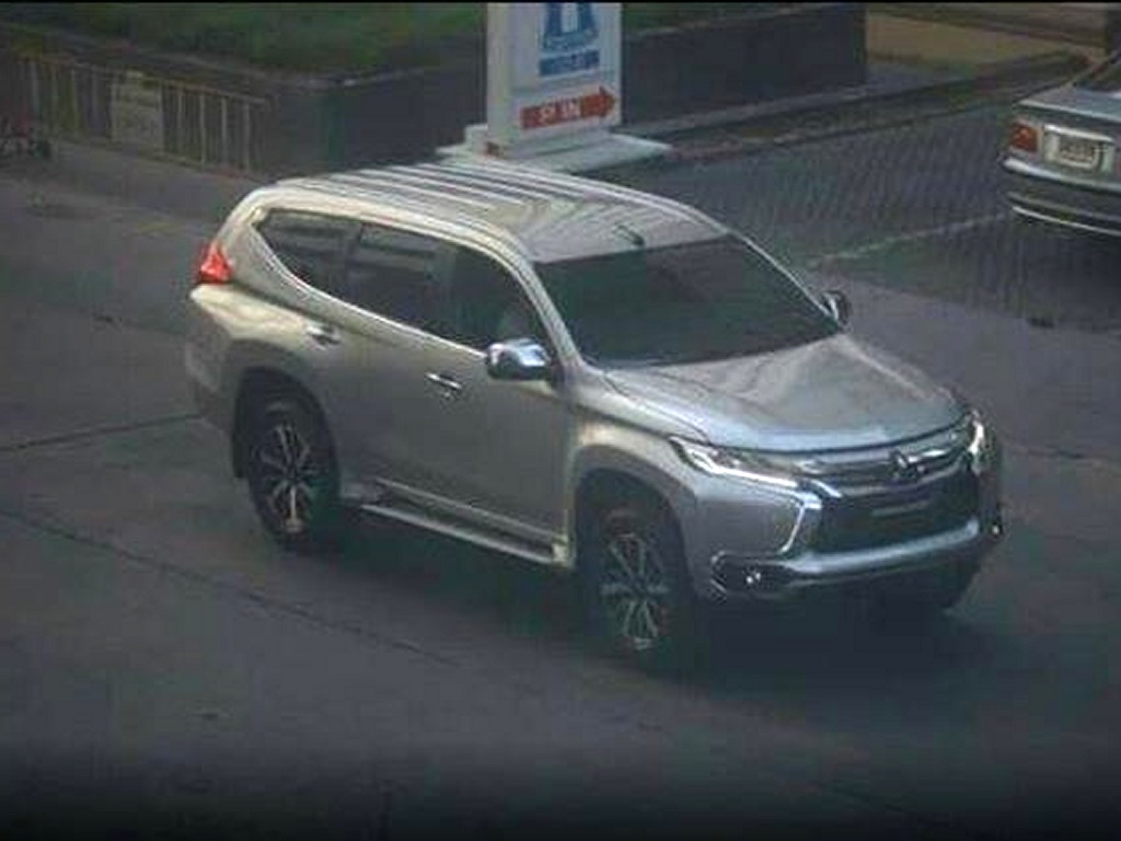 2016 Mitsubishi Pajero Sport caught fully uncovered