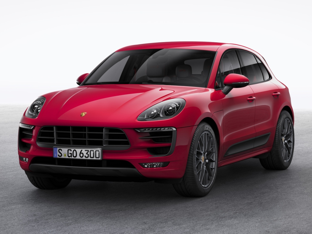 2017 Porsche Macan GTS unveiled