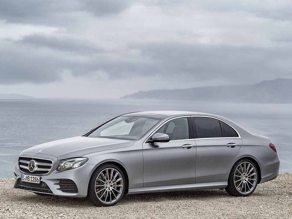 2016 Mercedes-Benz E-Class revealed in Detroit Auto Show