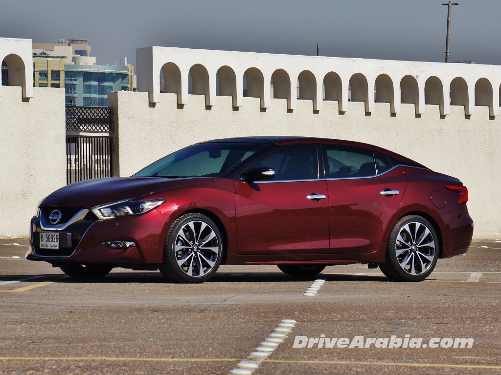 2016 Nissan Maxima SR