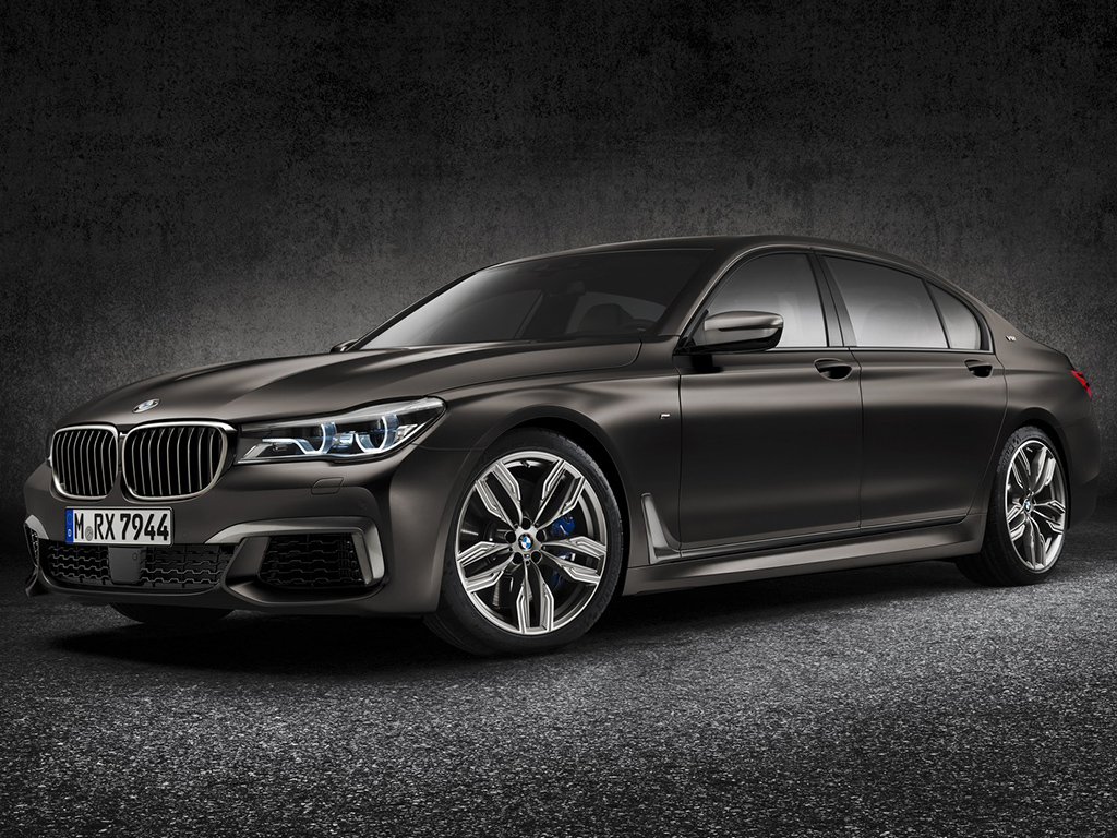 2017 BMW M760i xDrive set for Geneva debut