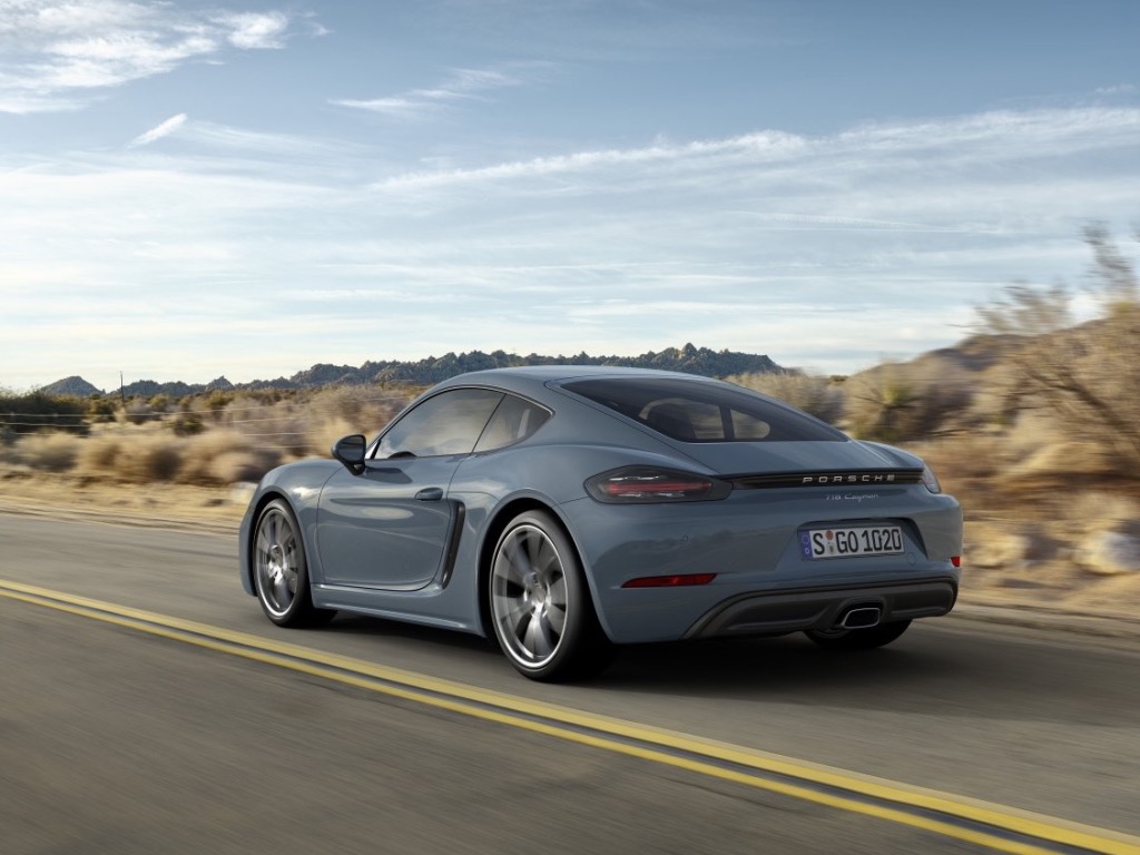 2017 Porsche 718 Cayman turbo models debut