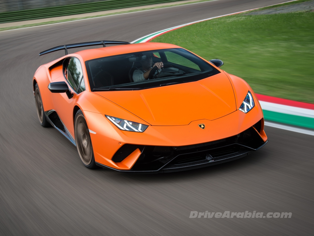 First drive: 2018 Lamborghini Huracan Performante in Italy