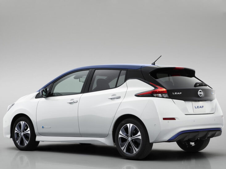 2018-nissan-leaf