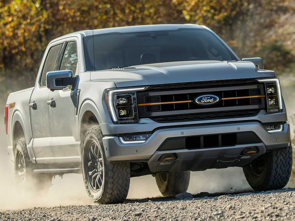 2021 Ford F-150 Tremor bridges gap between FX4 and Raptor