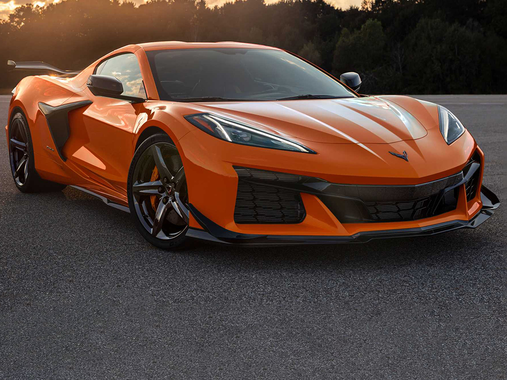 2023 Chevrolet Corvette Z06  breaks cover with an 8,600 rpm redline