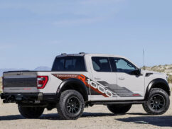 Hennessey Velociraptor 1000