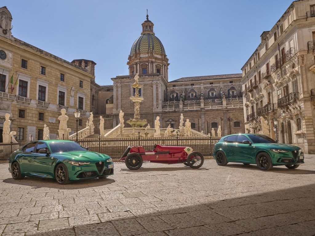 الكشف عن الطراز المحدود "Quadrifoglio 100th Anniversario من سيارتي جوليا وستلفيو